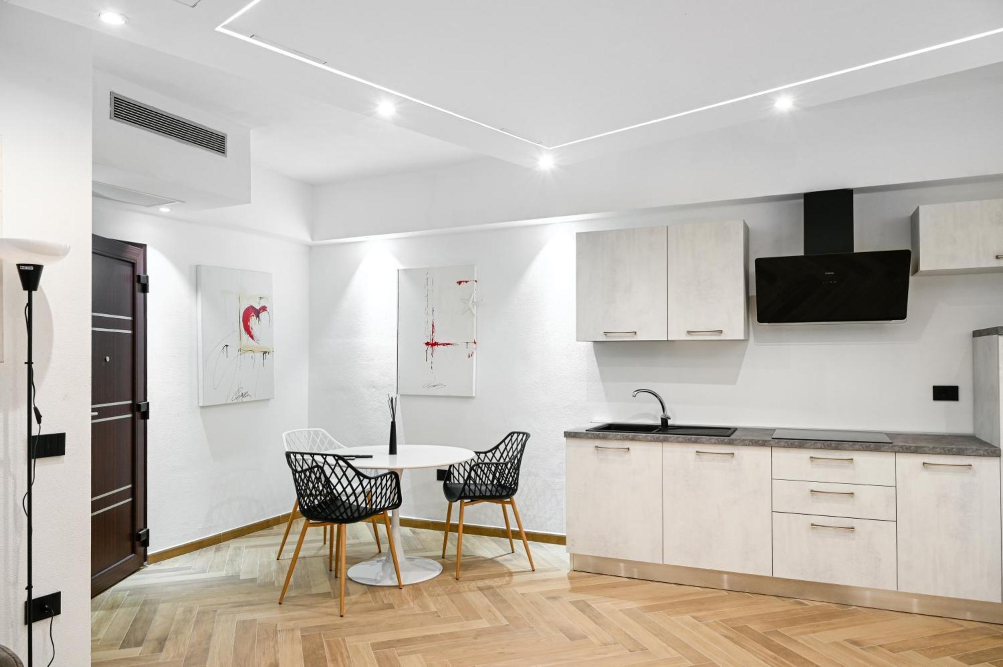 Luxuria Apartment Iglesias Exterior photo