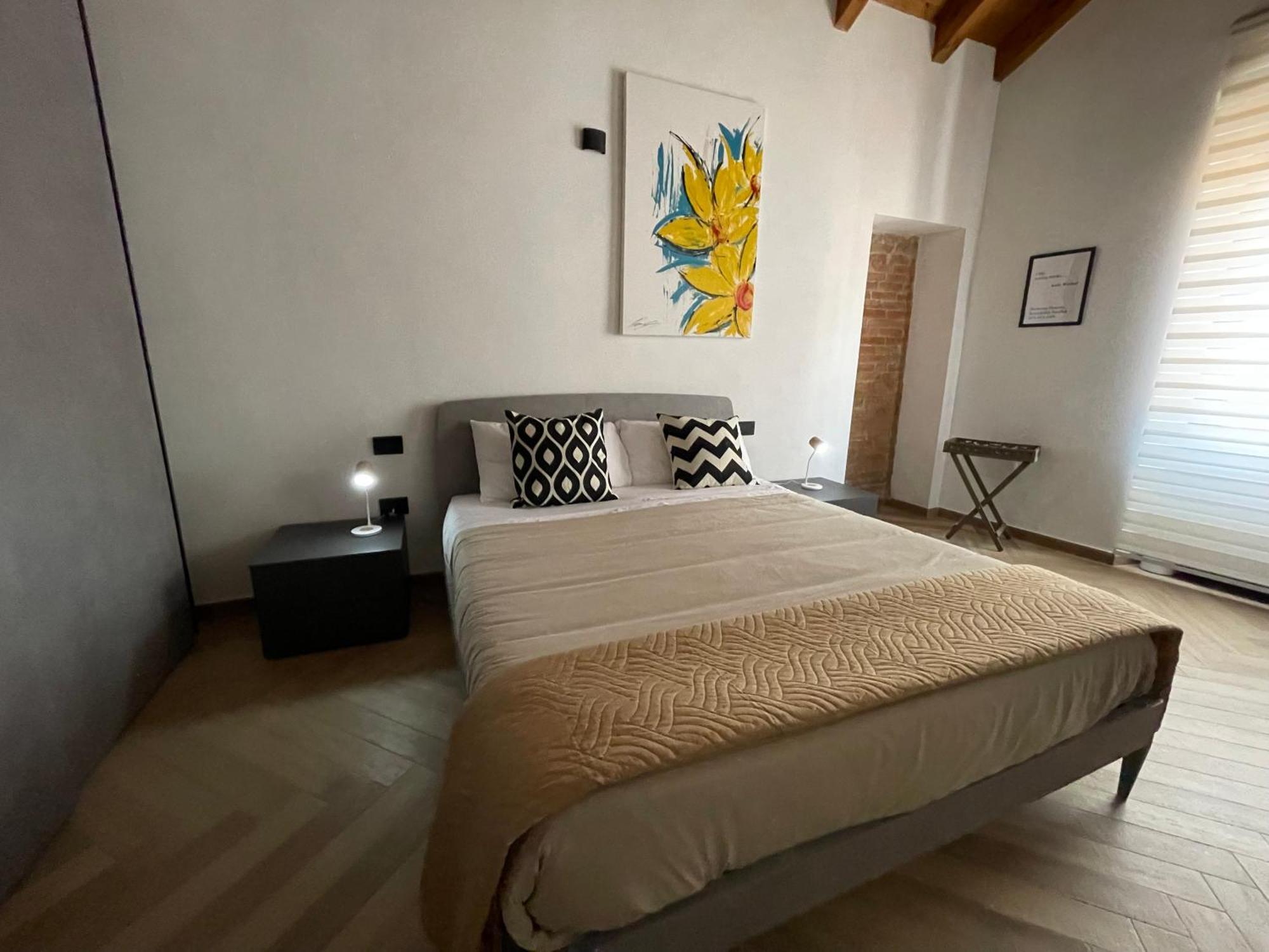 Luxuria Apartment Iglesias Exterior photo