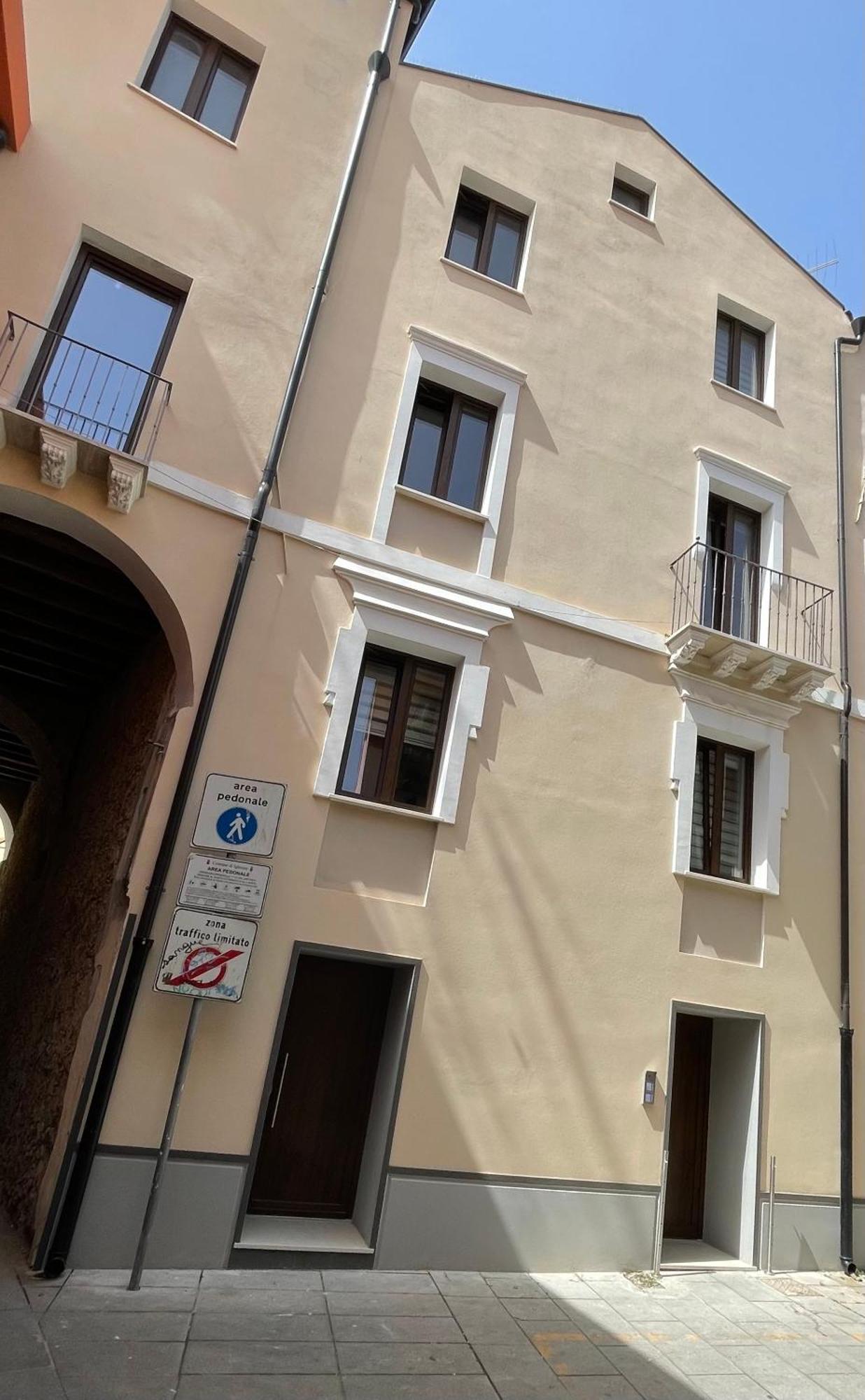 Luxuria Apartment Iglesias Exterior photo